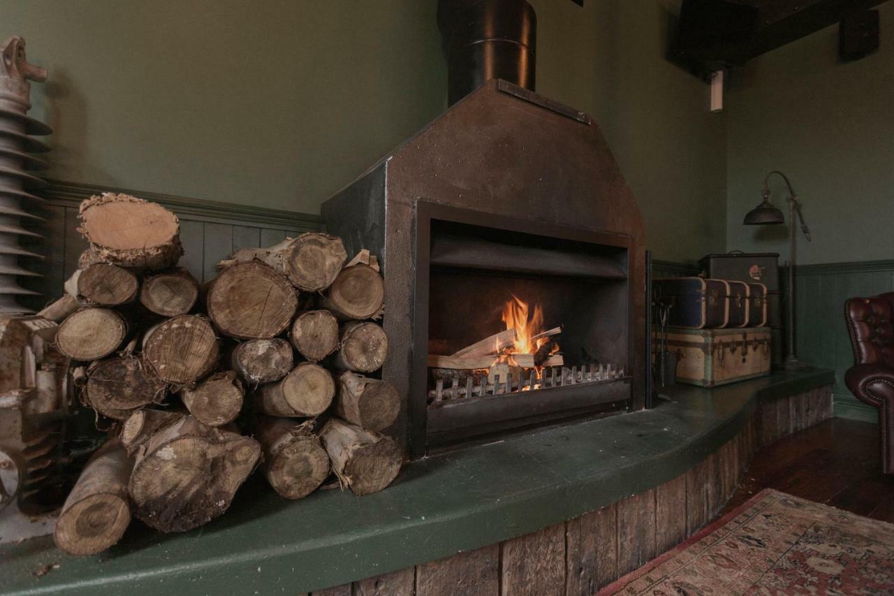 The Royal Hotel Featherston - Boutique Hotel Esterno foto