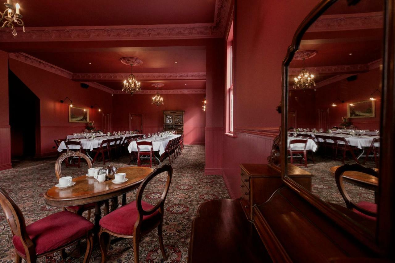 The Royal Hotel Featherston - Boutique Hotel Esterno foto